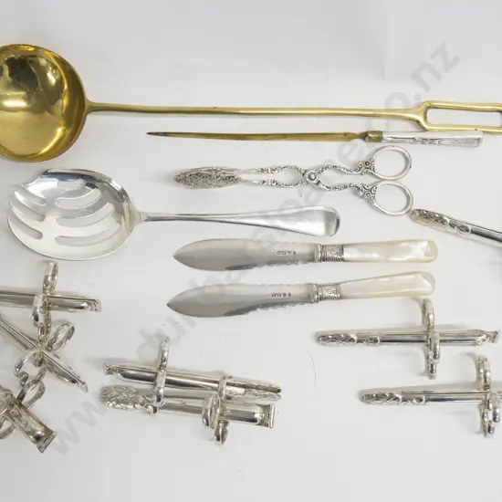 Assorted incl. S/S Tongs