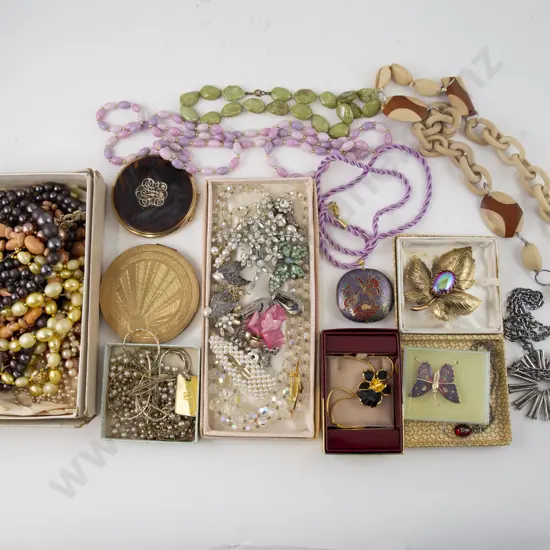 Collection Costume Jewellery