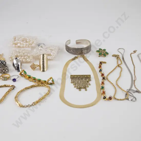 Collection Costume Jewellery