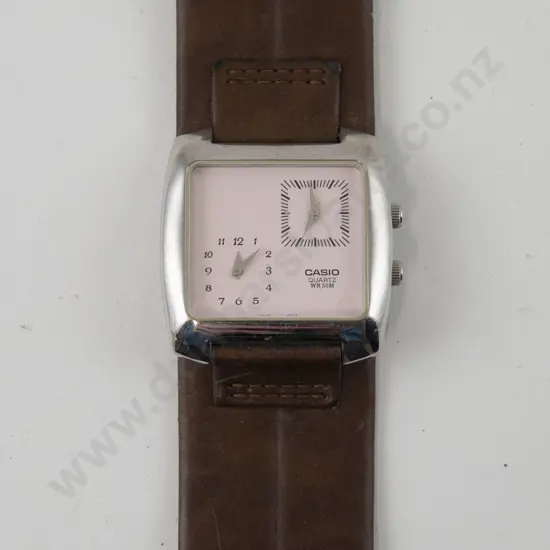 Vintage Movat Casio wr 50m Quartz Wrist Watch