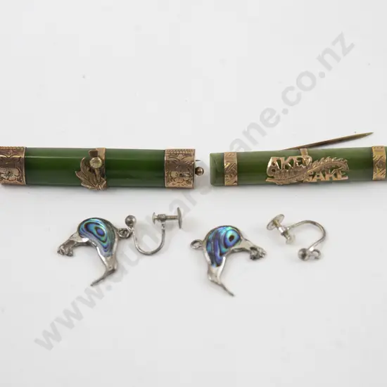 Two 9ct & Greenstone Bar Brooches and pair kiwi s/s paua earrings
