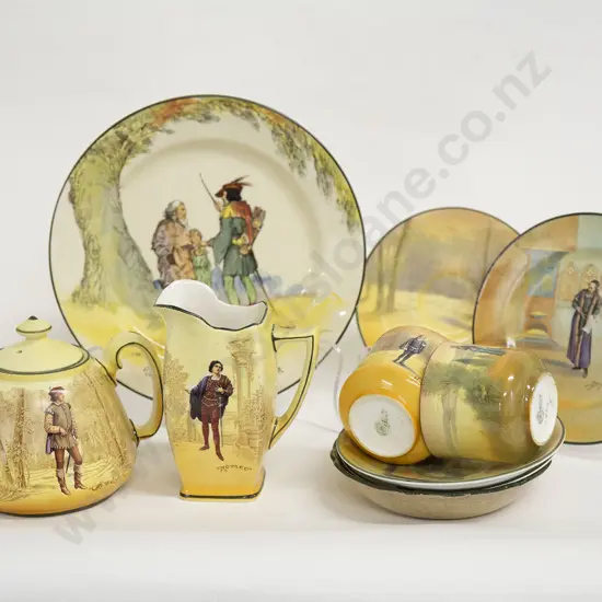 Ten Pieces of Assorted RD Series Ware