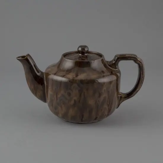 New Zealand Potteries (Wellington) Teapot