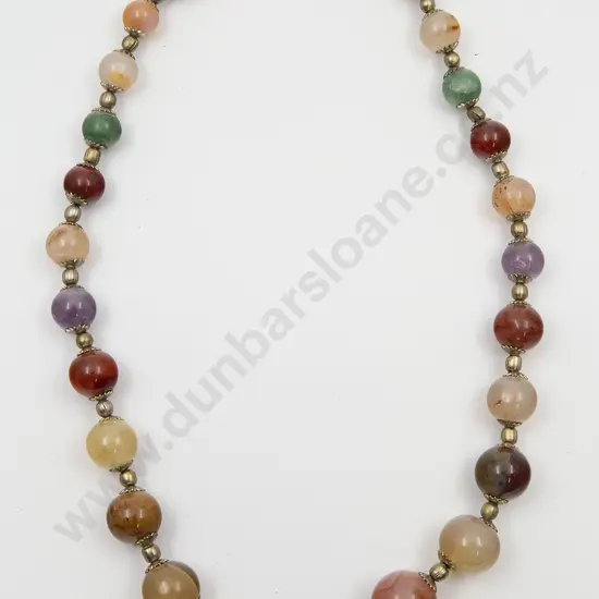 Single Strand Graduated Quartz Bead Necklace