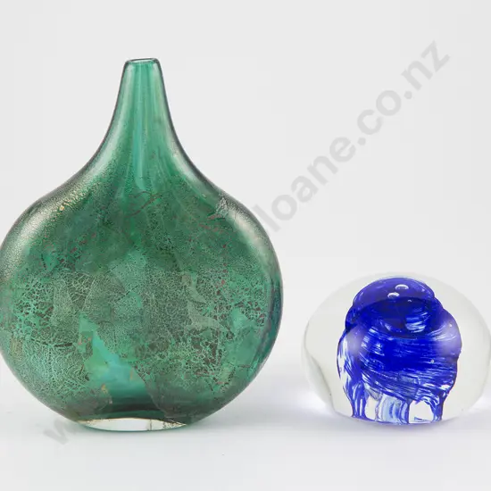 C1981 Isle of Wight Glass Vase