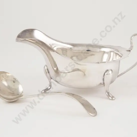 QEII S/S Gravy Boat