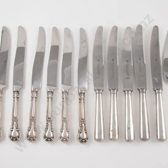 Set Of 8 S/S Handled Table Knives & Cake Slice