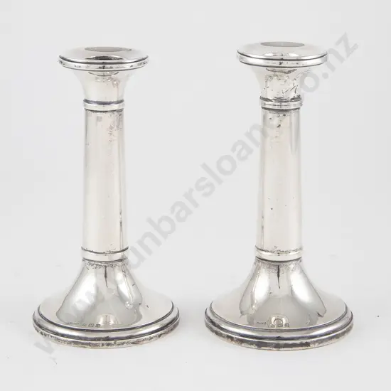 Pair Geo V S/S Column Candlesticks