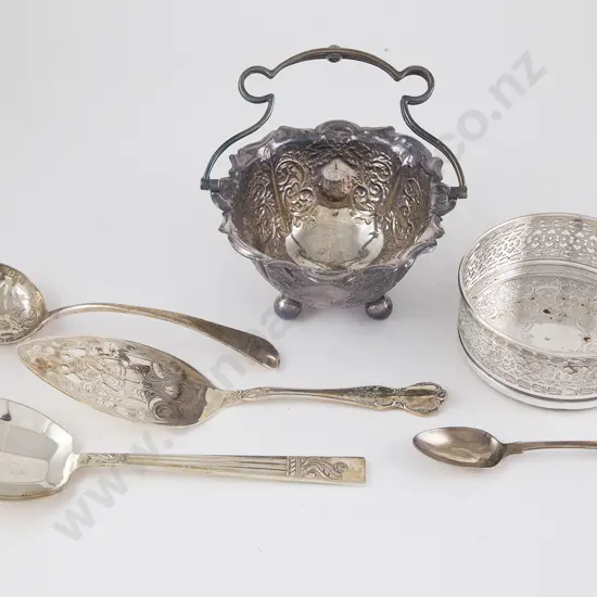 Georgian S/S Old English Pattern Sifter Spoon