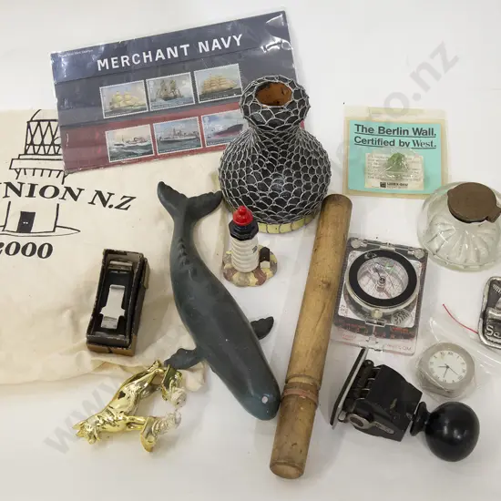 Small Box of Mixed Collectables