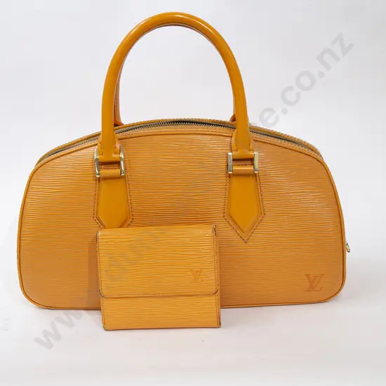 Louis Vuitton Handbag