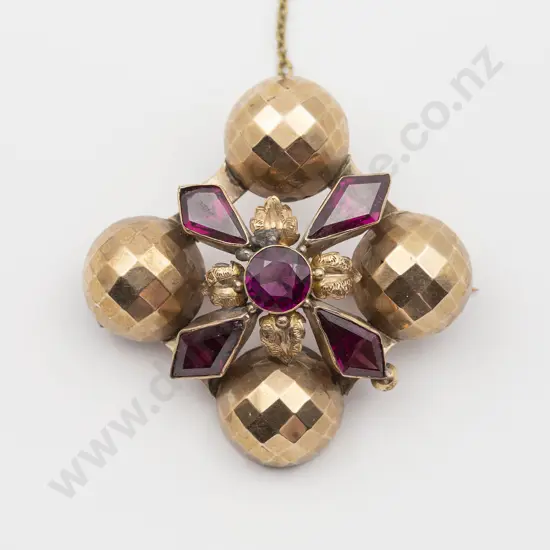Arts and Crafts Design 9ct Rhodolite Garnet Brooch