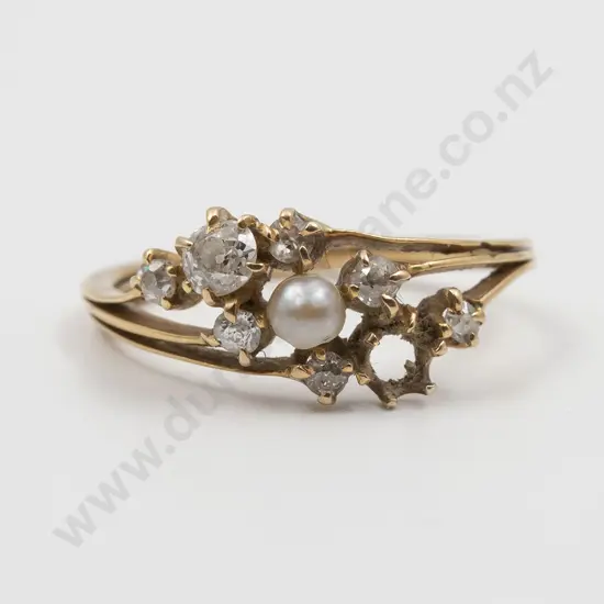 18ct Nine Stone Diamond and Pearl Ring