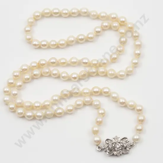 Uniform Single Strand Cultured Pearl Necklace