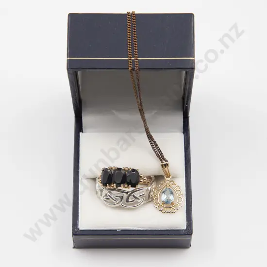 9ct Three Stone Sapphire Ring