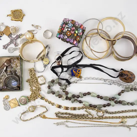 Selection Costume and Collectable Jewellery