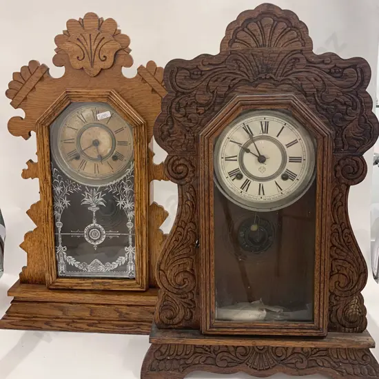 2 American Gingerbread Mantel Clocks
