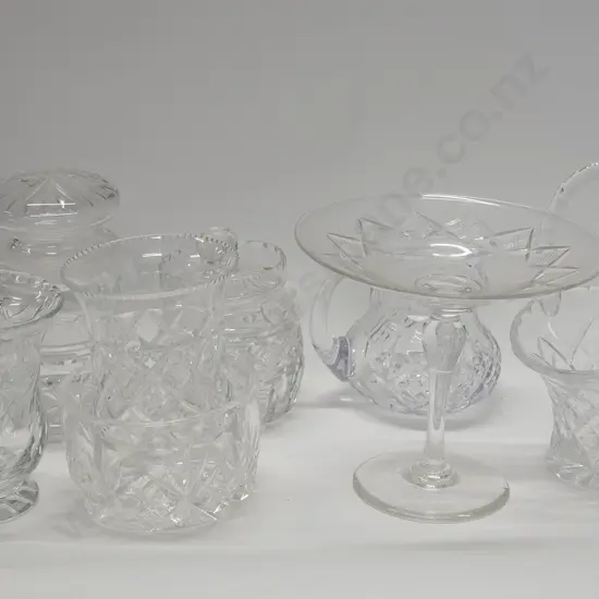 Qty of Assorted Crystal Including Comport