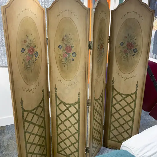 French Style 4 Panel Dressing Screen With Floral Design (Faults)