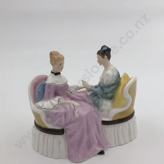 RD Figure "Heart To Heart" HN 2276