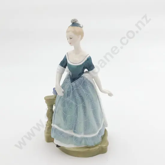 RD Figure "Clarinda" HN 2724