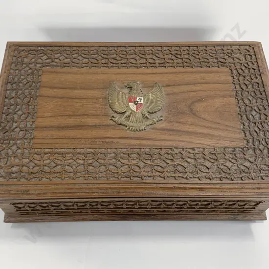 Crested Cigar Box