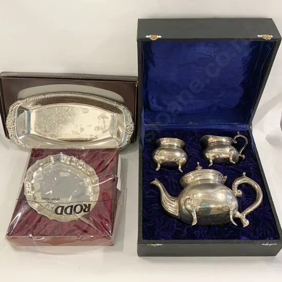 Three Piece S/P Tea Set Together in Presentation Box Together With Two Boxed S/P Trays