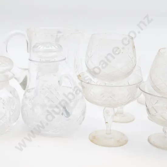 Small Qty of Crystal and Glass Ware Including Jug etc.