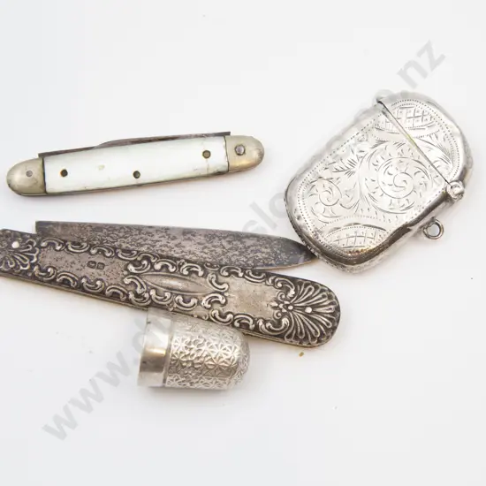 S/S Thimble and Vesta Together With Two Pocket Knives