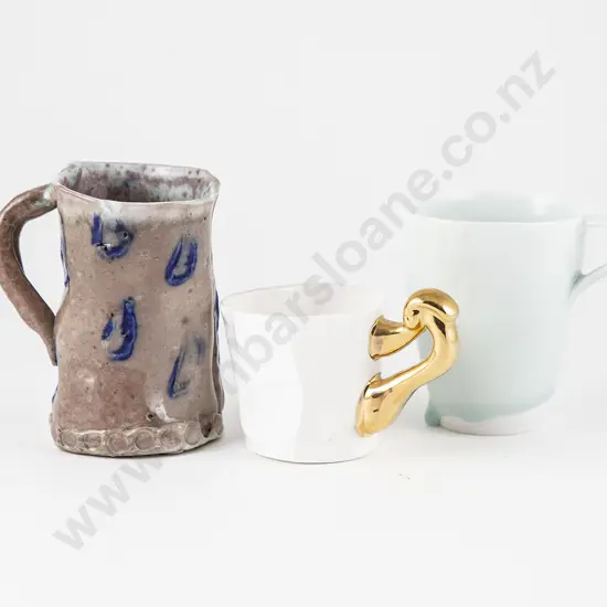 Raewyn Atkinson with  Peter Lange & Julie Royal Ceramic Mugs (3)