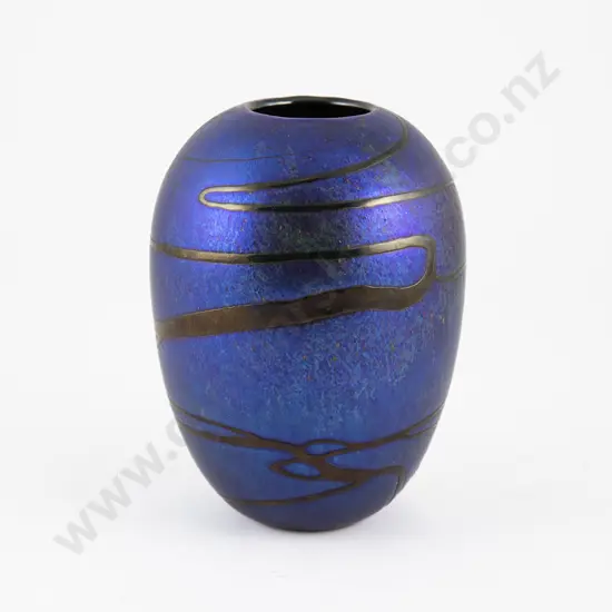 Gary Nash Ovoid Glass Vase