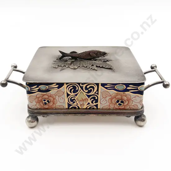 Imari Pattern Sardine Dish