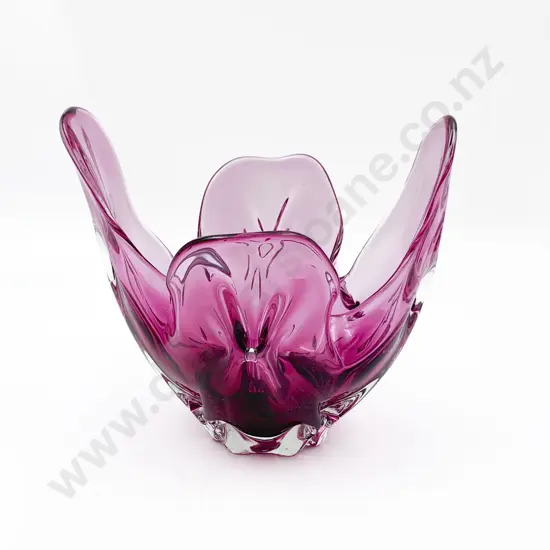 Art Glass Handkerchief Vase