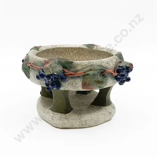 Amphora Decorative Comport