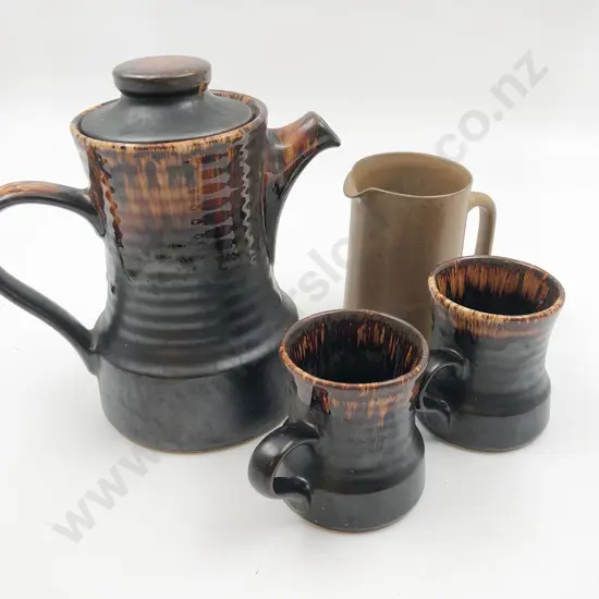 Box of Assorted Pottery Including Crown Lynn Coffee Set