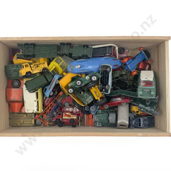 Qty of Assorted Tinplate Toys