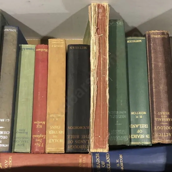 Box of Assorted Books Including Introduction To NZ