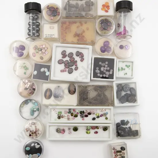 Collection Unmounted Gemstones