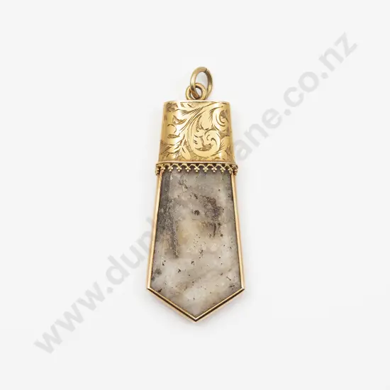 NZ Colonial 15ct Gold Mounted Gold Bearing Quartz Pendant