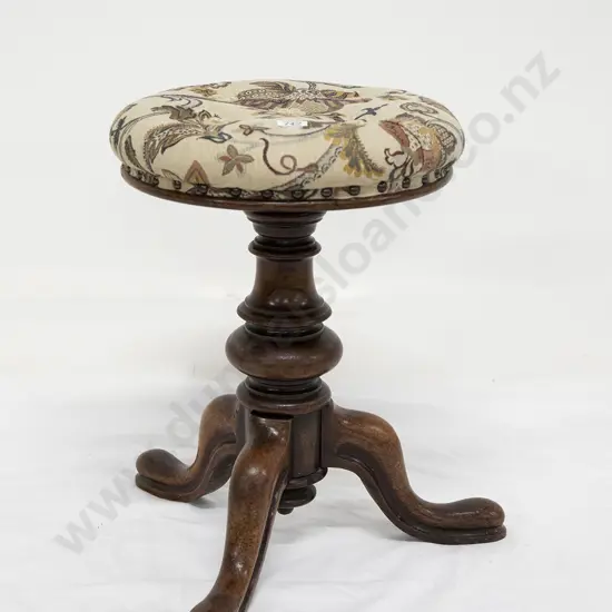 Vict Rosewood & Mahogany Circular Revolving Piano Stool