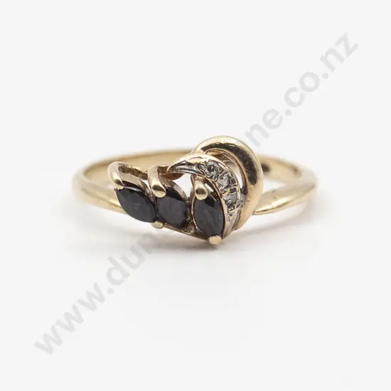 9ct Three Stone Sapphire Ring