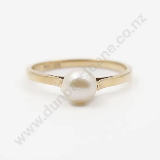 9ct Single Cultured Pearl Ring