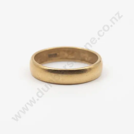 18ct Plain Wedding Band