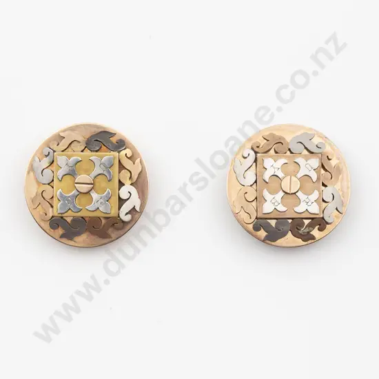 Pair 9ct Victorian Bachelor's Buttons