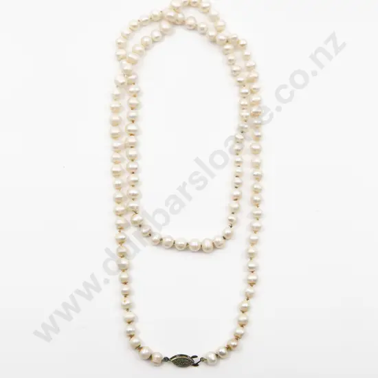 Single Strand Near Uniform Fresh Water Pearl Necklace