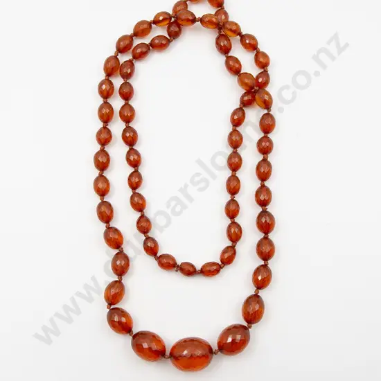 Victorian Single Strand Graduated Amber Bead Necklace