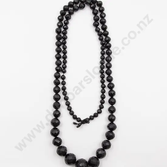 Victorian Single Strand Graduated Facet Jet Bead Necklace