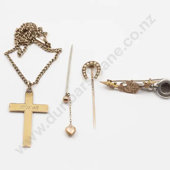 9ct Cross Pendant dated 1908