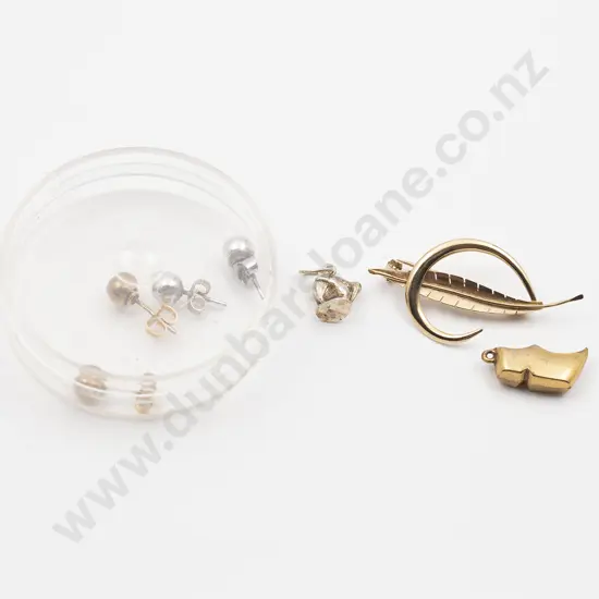 9ct and Silver 'Ball' Stud Earrings
