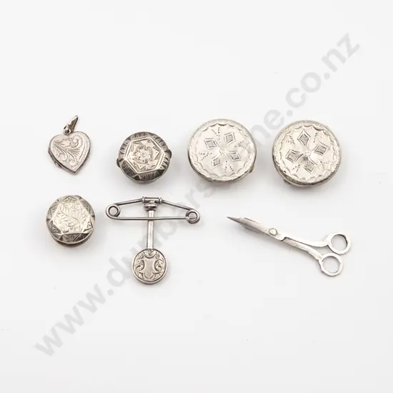 Four S/S Bachelor's Buttons